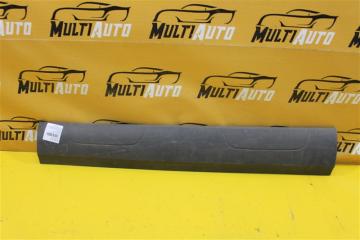 Запчасть накладка двери передняя правая Audi Q3 2011-2014