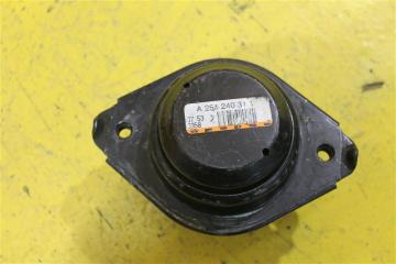 Подушка двигателя передняя Mercedes ML 2005-2011