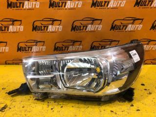 Фара левая Toyota Hilux 2015-2020