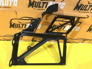 Кронштейн радиатора Audi A7 2010-2018