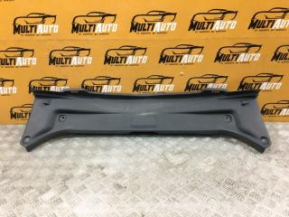 Накладка замка багажника Toyota Camry 2017-