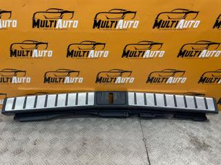 Накладка замка багажника Lexus RX 2017