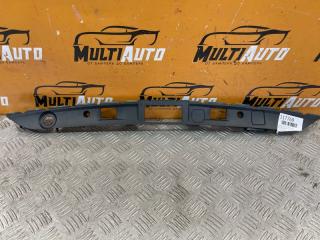 Накладка крышки багажника Mercedes C-Classe 2007-2014