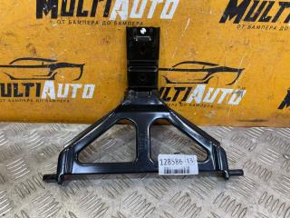 Запчасть кронштейн третьего сидений Ford Explorer 2017