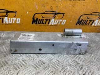 Запчасть кронштейн усилителя бампера задний правый Audi Q5 2008-2017