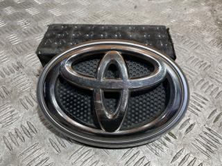 Эмблема решетки радиатора Toyota Land Cruiser Prado 2013-2017