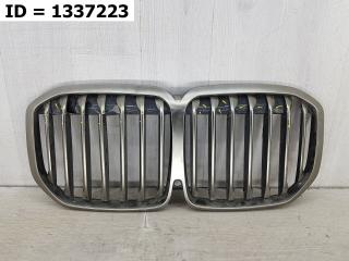 Запчасть решетка радиатора BMW X7 2018-