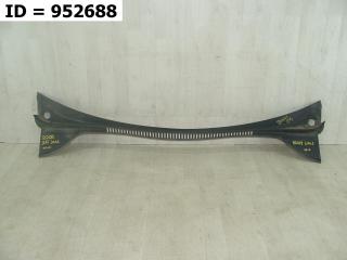 Запчасть жабо Seat Leon 2009-2012