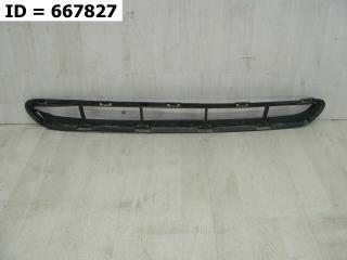 Запчасть решетка бампера передняя Kia Sorento 2012