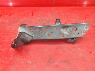 Запчасть кронштейн крыла передний левый MAZDA CX-5 2017-