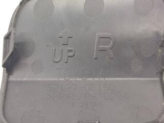 Заглушка бампера под крюк передняя правая Toyota Highlander 3