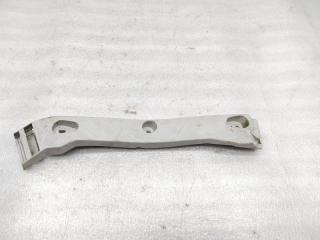 Кронштейн крепления бампера задний правый Ford Kuga 2011