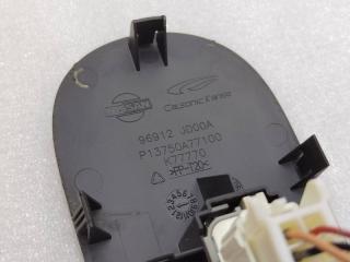 Кнопка центрального замка Nissan Qashqai J10 MR20DE