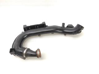 Патрубок воздушного фильтра Ford Kuga 2011 Б/У Патрубок воздушного фильтра Ford Kuga 2011