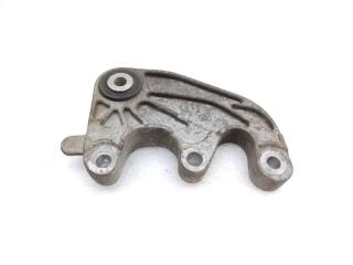 Кронштейн опоры КПП Ford Kuga 2011