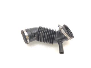 Патрубок воздушного фильтра Ford Ecosport 2016 Б/У Патрубок воздушного фильтра Ford Ecosport 2016