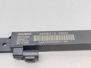 Антенна передняя правая UNI-K 2022