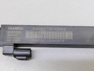 Антенна задняя левая UNI-V 2022