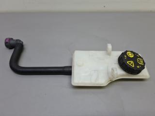 Бачок тормозной жидкости Ford Kuga 2019