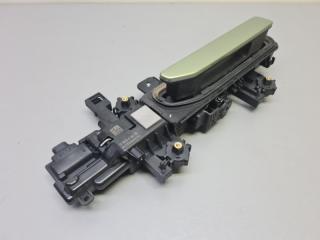 Ручка двери передняя правая J7 2023