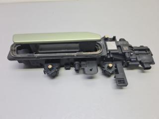 Ручка двери передняя правая J7 2023