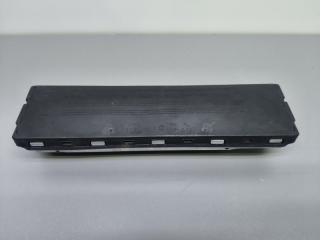 Подушка безопасности коленная водителя Volkswagen Tiguan 2016