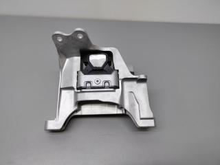 Опора двигателя правая Changan UNI-V 2022 новая Опора двигателя правая Changan UNI-V 2022