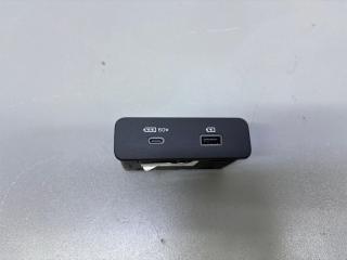 USB Разъем задний Zeekr 001 2025 Б/У USB Разъем задний Zeekr 001 2025