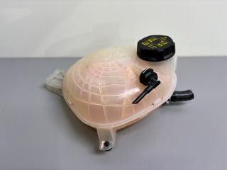 Бачок расширительный Geely Monjaro Б/У Бачок расширительный Geely Monjaro