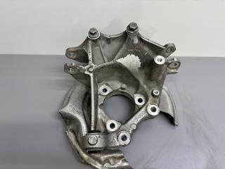 Кулак задний правый Geely Monjaro