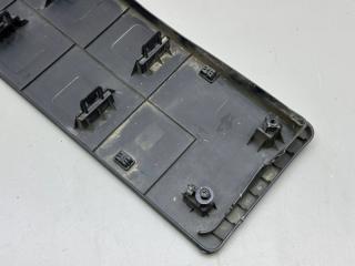 Площадка номерного знака передняя X50+