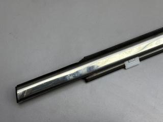 Молдинг стекла двери задний левый Geely Coolray New