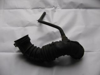 Воздухозаборник KIA CEED 2011