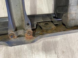 Рамка радиатора SWIFT 2006