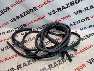 Уплотнительная резинка SUBARU OUTBACK 2015