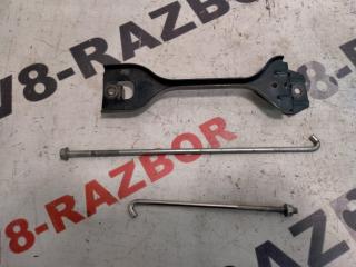 Крепление аккумулятора SUBARU OUTBACK 2011 контрактная Крепление аккумулятора SUBARU OUTBACK 2011
