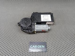 Мотор стеклоподъемника передний правый Volkswagen Touareg 2006 7L BMV 3.2 3D2959793E контрактная