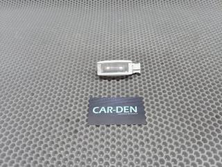 Запчасть плафон подсветки салона Volkswagen Tiguan 2010