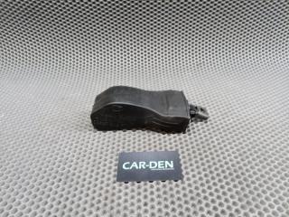 Фото запчасти ограничитель двери задний правый Volkswagen Tiguan 2010 контрактная запчасть Запчасть ограничитель двери задний правый Volkswagen Tiguan 2010