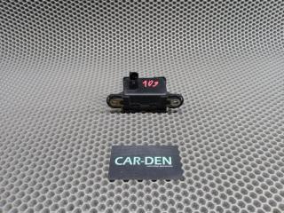 Фото запчасти датчик ускорения Dodge Caliber 2007 контрактная запчасть Запчасть датчик ускорения Dodge Caliber 2007