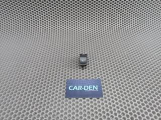Запчасть кнопка стеклоподъемника задняя Volkswagen Passat CC 2009