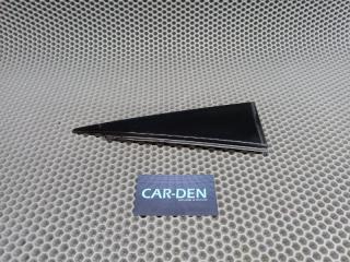 Запчасть уголок двери задний правый Volkswagen Touareg 2006