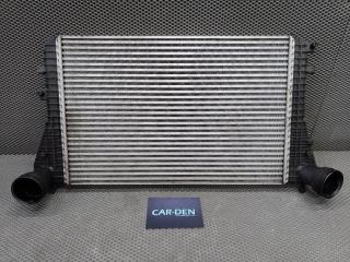 Запчасть интеркулер Volkswagen Tiguan 2010