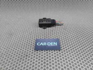 Фото запчасти блок управления подогревом сидений Porsche Cayenne 2008 контрактная запчасть Запчасть блок управления подогревом сидений Porsche Cayenne 2008