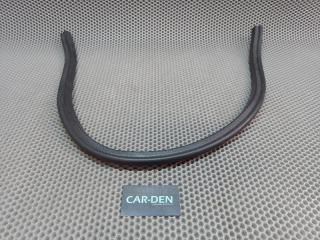 Уплотнитель капота Dodge Caliber 2007 PM ECN 2.0 05074507AB контрактная