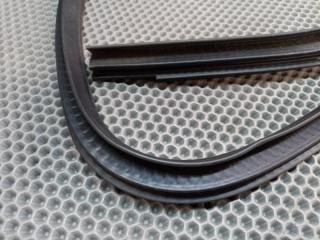 Уплотнитель двери передний левый Caliber 2008 PM ECN 2.0