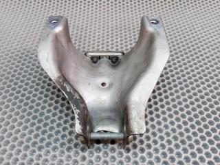 Кронштейн двигателя правый Q5 2010 8R CDN 2.0