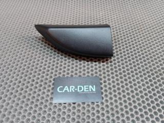 Запчасть уголок двери передний правый Dodge Caliber 2007