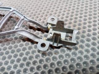 Кронштейн ручки двери передний левый Touareg 2006 7L BMV 3.2