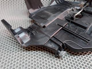 Крепление фары переднее правое Touareg 2006 7L BMV 3.2